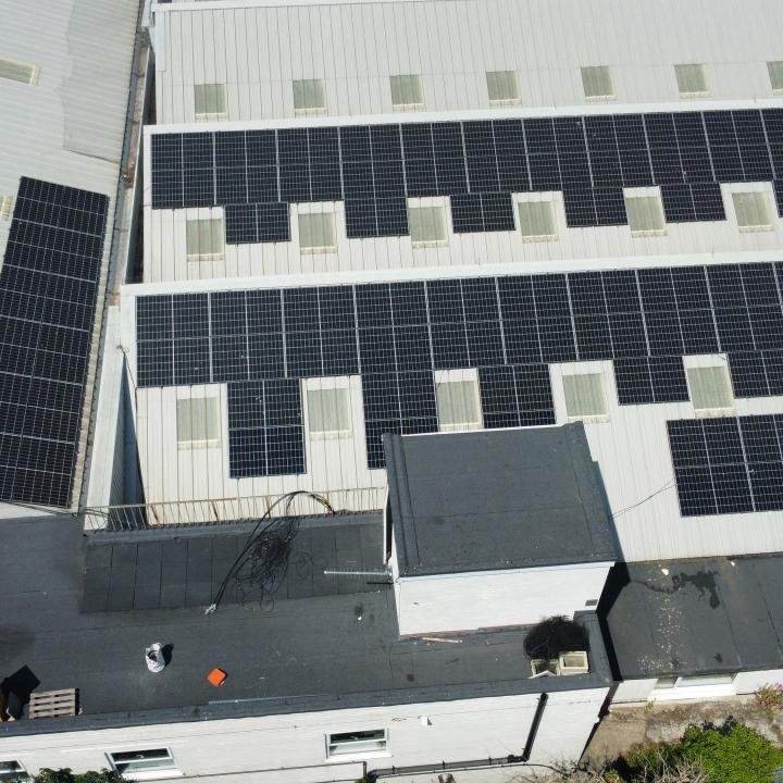 Solar Panel 330W (per pc)